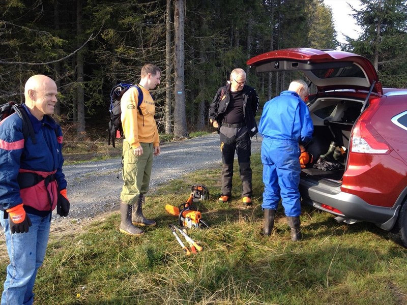 Vestend: Klare for innsats: Terje Stensberg, Trond Faanes, Thomas Knutzen og Hans Faanes: Foto: Leif Øie