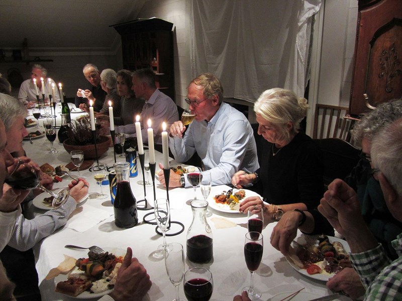 Fra høyre: Inger Elisabeth Mørk Bjerke og Odd Bjerke, Tore Heldrup Rasmussen, Terese Paaske, Bibbi og Morten Juell, Peter Paaske, Olaf Godli. Foto: Nina Grønnestad Heldrup