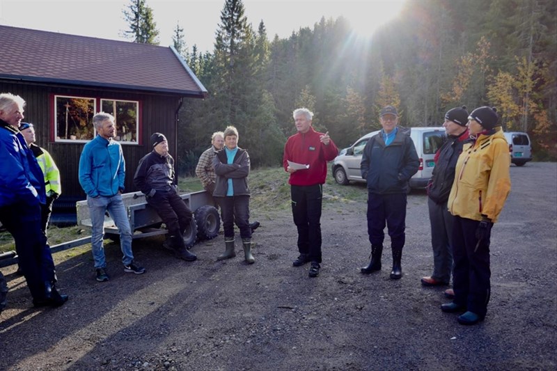 Fra venstre: Arild Bernstrøm, Stian Hauger, Bo Engdahl, Olaf Godli, Sverre Sjøblom, Hege Marie Godli, Tore H. Rasmussen, Finn Hammer, Kåre og Ellen Hansen. FOTO: Nina Grønnestad Heldrup