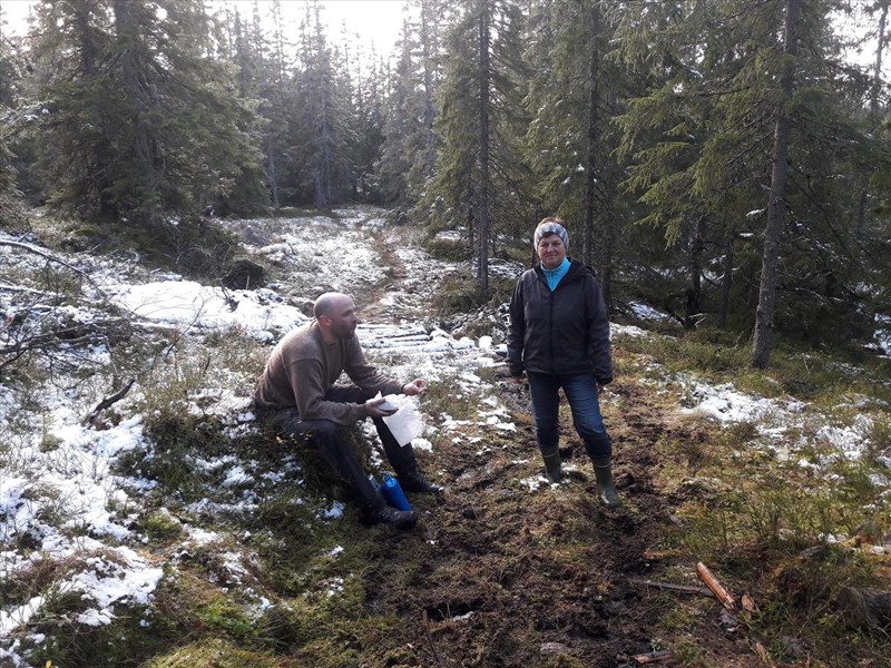 Tid for matpakke – i Formoløypa: Eirik Formo og Hege Marie Haakenstad Godli.