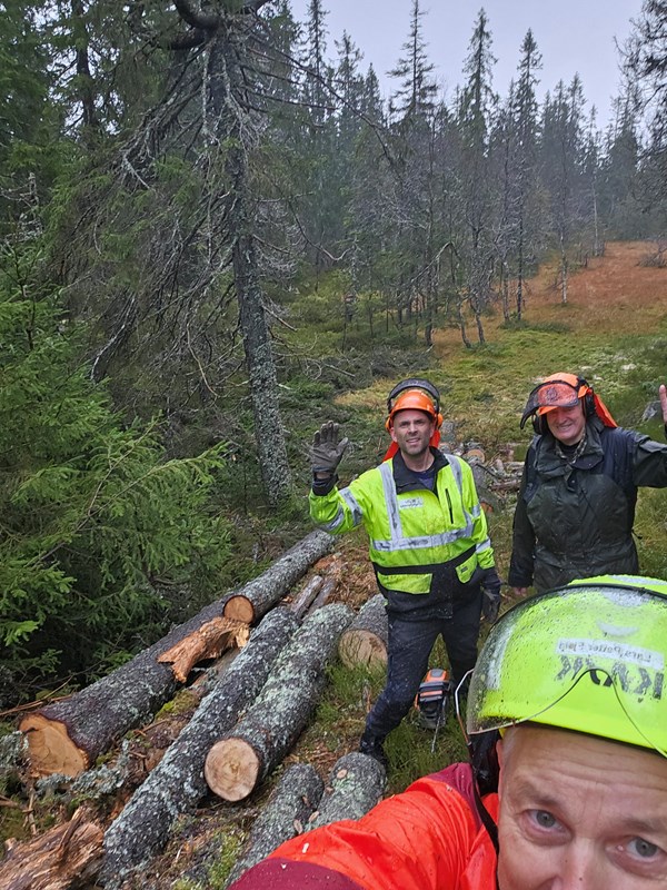 Eirik, Lasse og Lars Petter i Siljusæterlia. Foto: Lars Petter Fjeld